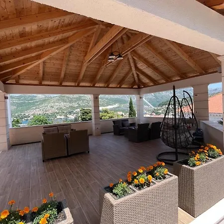 King's Landing Apartment